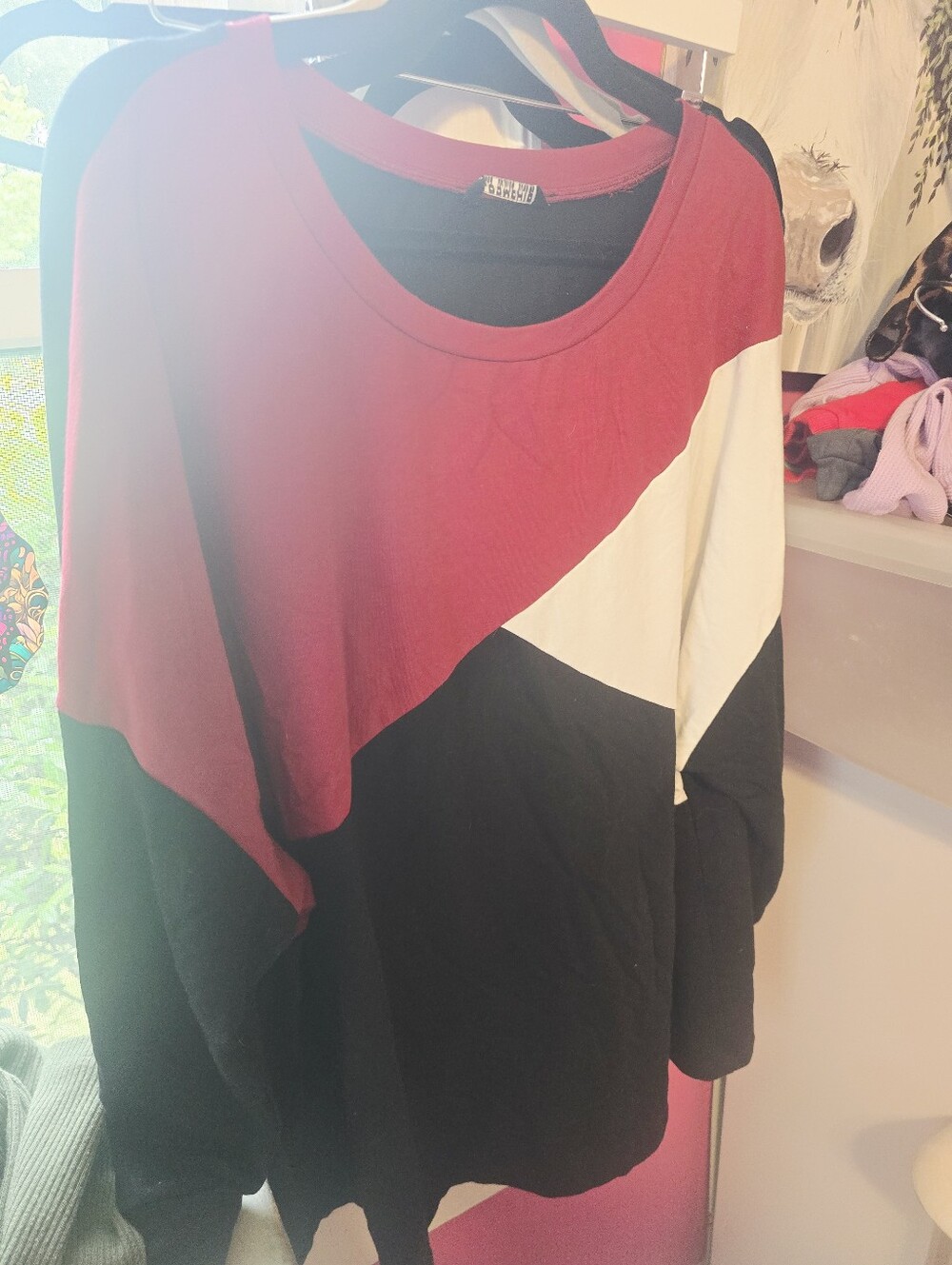 BloomChic Colorblock Crewneck Long Sleeve Tunic Top- Red, White & Black - Picture 3 of 9